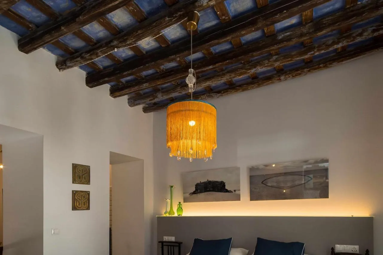 Apartment Casa Portus Gaditanus S XVIII Patio Andaluz El Puerto de Santa Maria